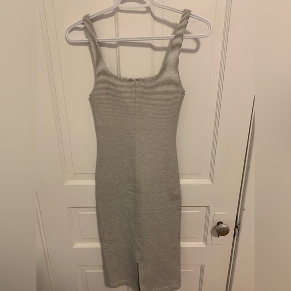 Zara bodycon dress - Picture 2 of 3